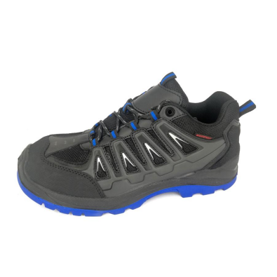 Sportive style waterproof safety shoes with PU injection sole. (1)