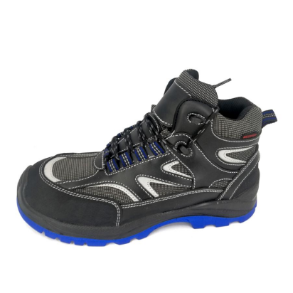 Sportive style waterproof safety shoes with PU injection sole. (4)