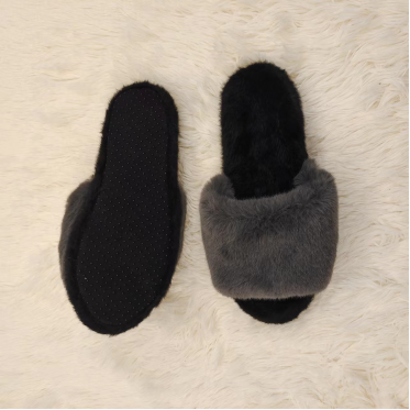 Fashionable luxury comfortable and fancy ladies indoor slippers fake fur upper stitching & turndown outsole style. (4)
